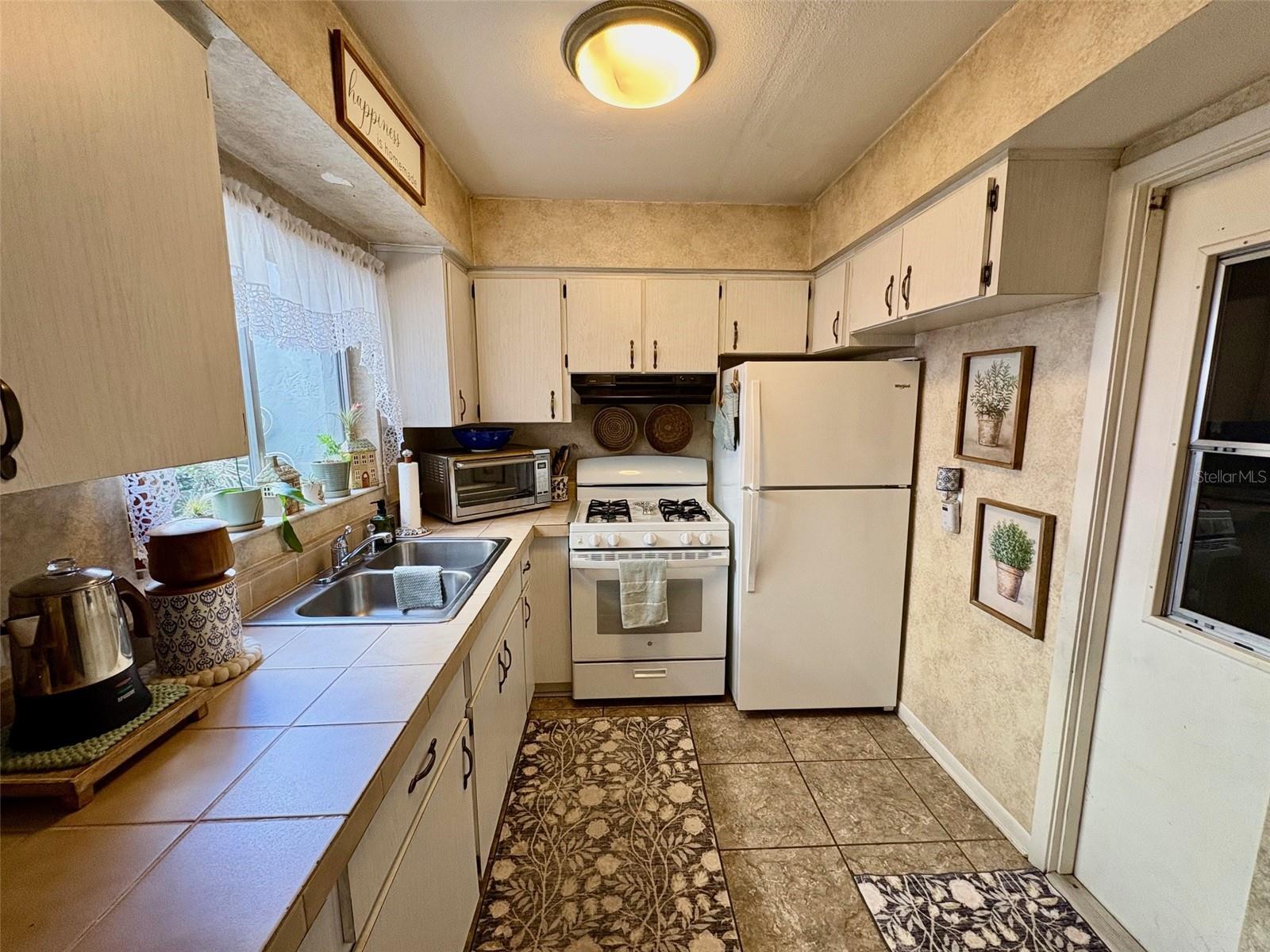 Image 21 of 39 For 277 Mariposa