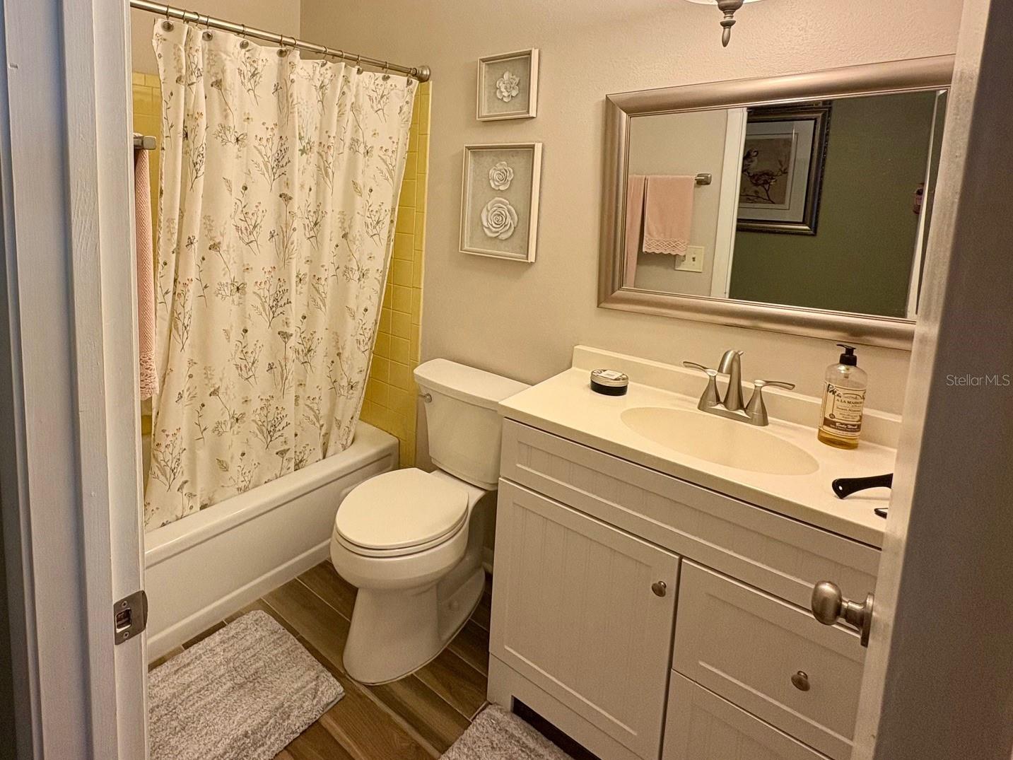 Image 24 of 39 For 277 Mariposa