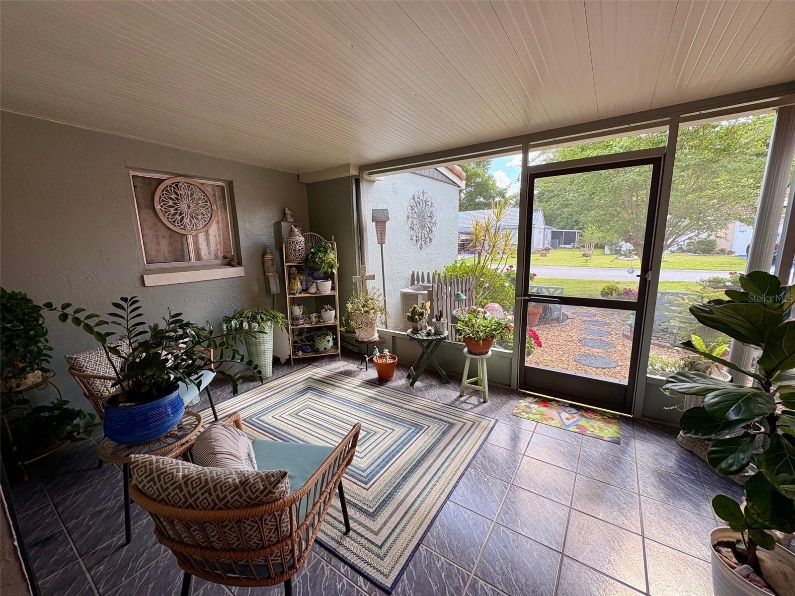 Image 6 of 39 For 277 Mariposa