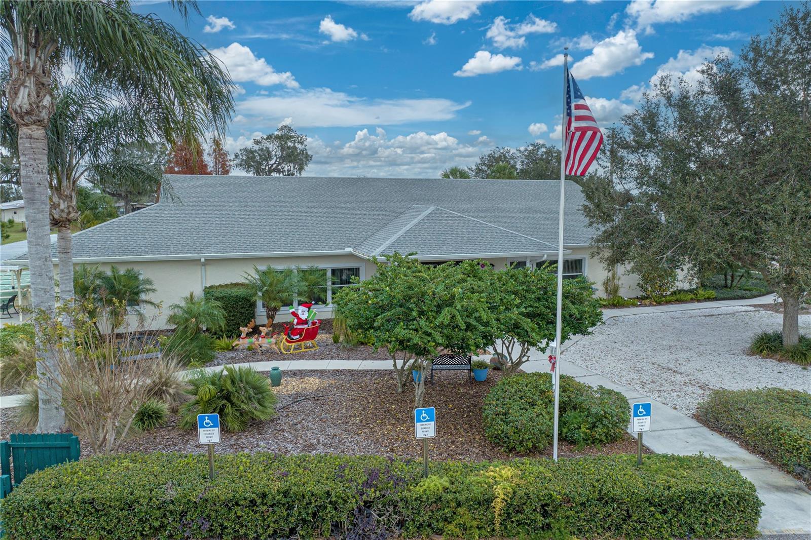 Image 35 of 43 For 6114 Grand Oaks Drive Se