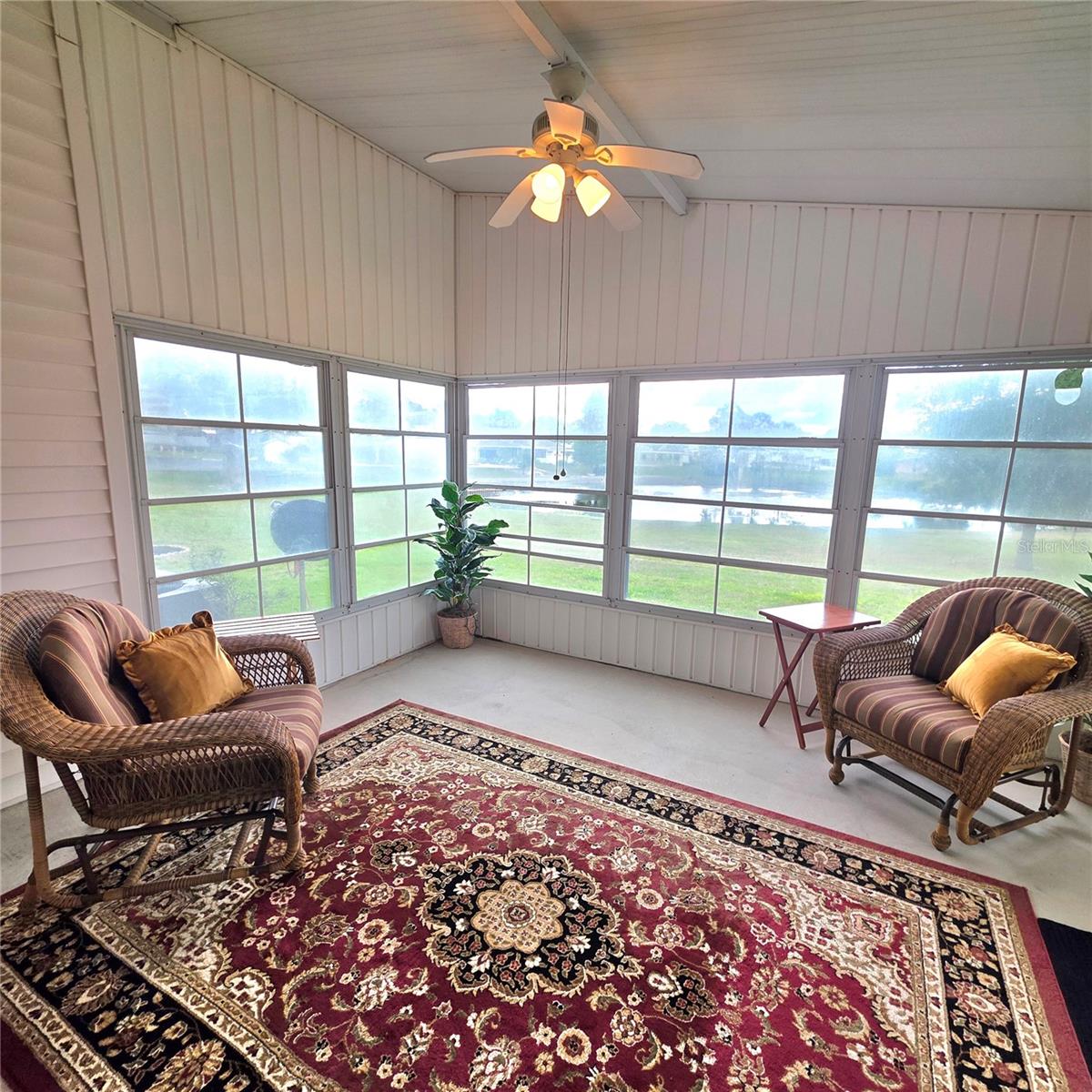 Image 4 of 43 For 6114 Grand Oaks Drive Se