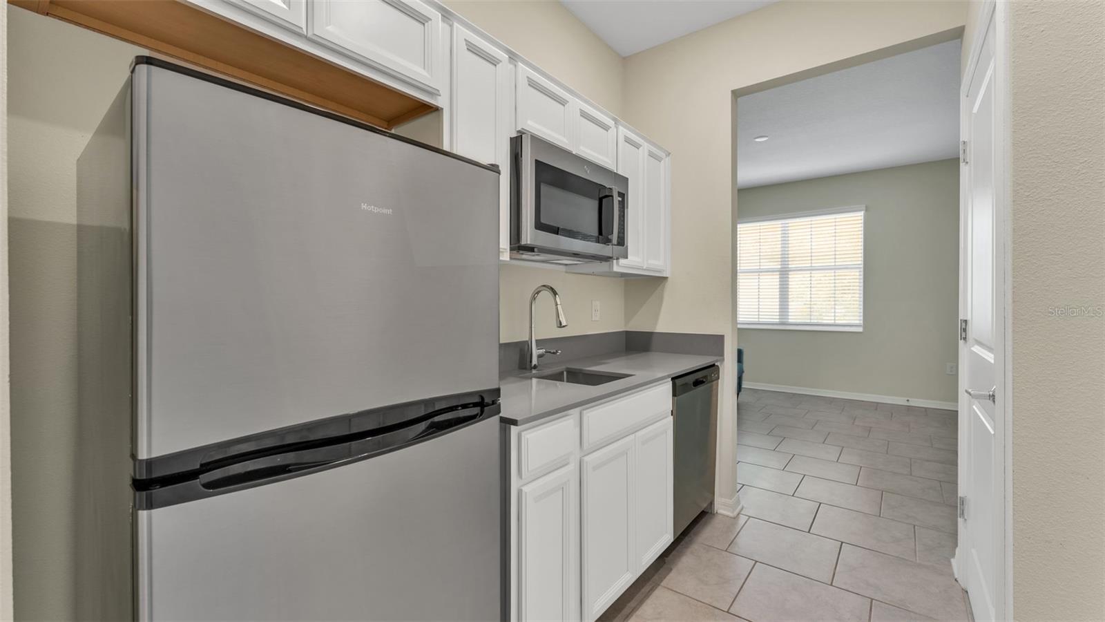 Image 11 of 45 For 163 Pershing Street