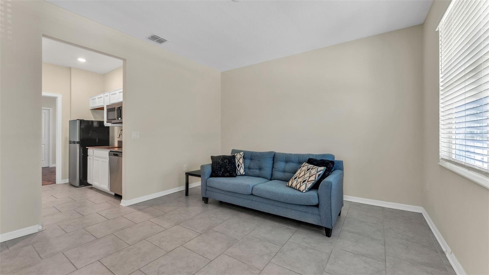 Image 14 of 45 For 163 Pershing Street
