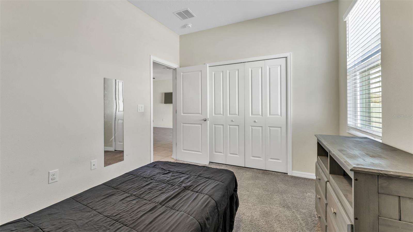 Image 32 of 45 For 163 Pershing Street