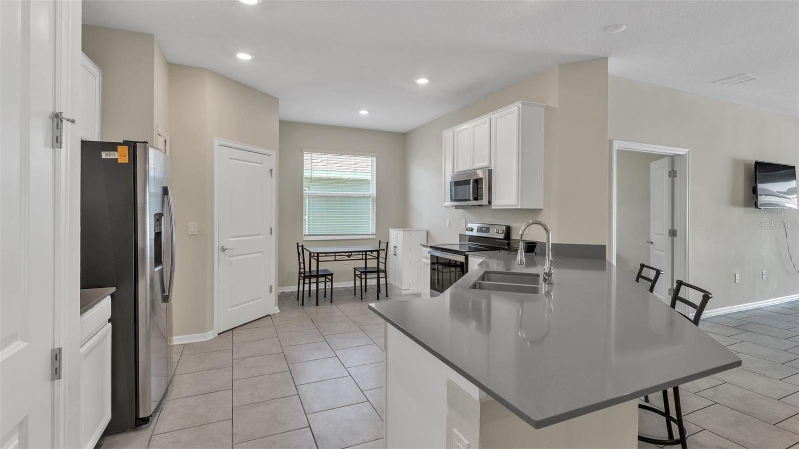 Image 5 of 45 For 163 Pershing Street