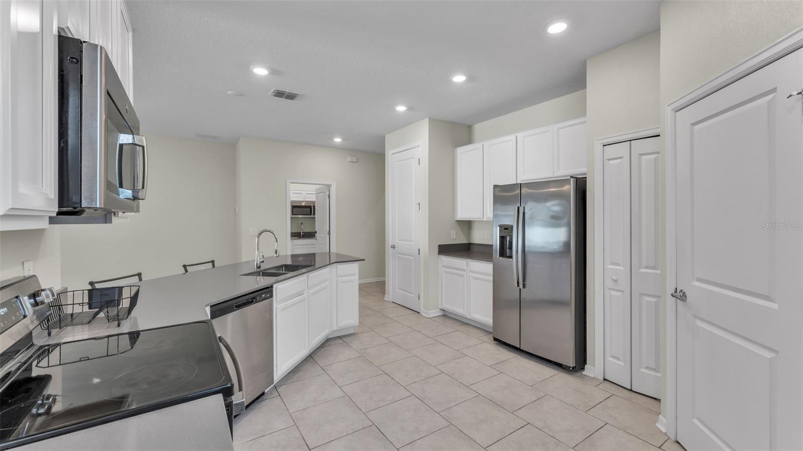 Image 7 of 45 For 163 Pershing Street
