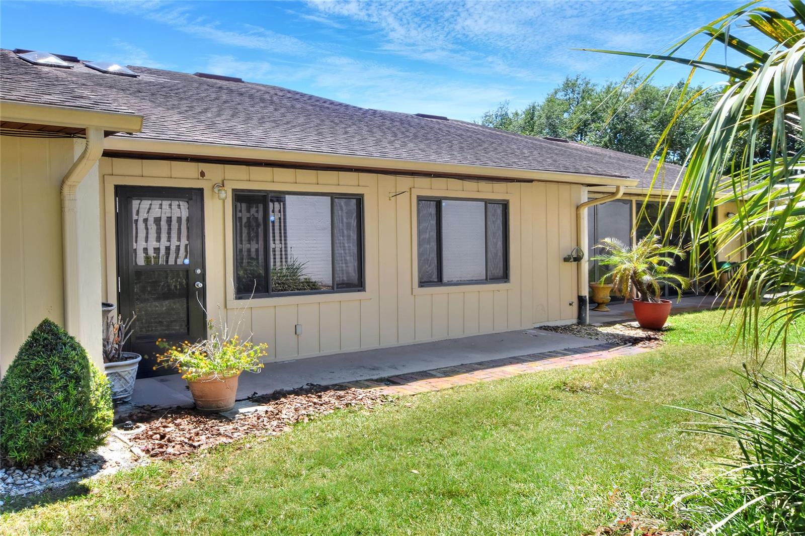 Image 37 of 49 For 2025 Sylvester Road H3