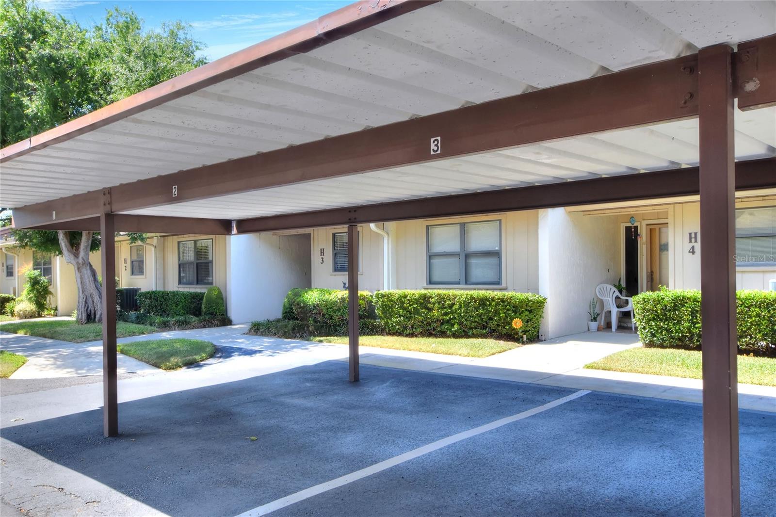 Image 40 of 49 For 2025 Sylvester Road H3