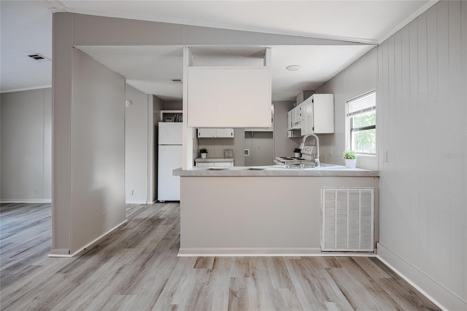 Image 14 of 36 For 5106 Meadow Grove Trail