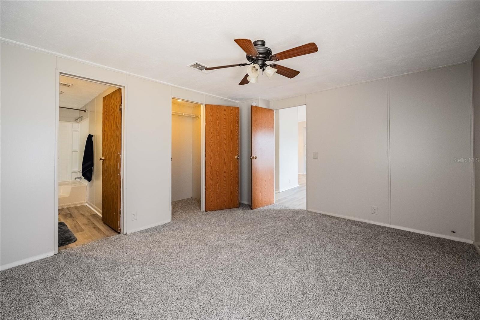 Image 19 of 36 For 5106 Meadow Grove Trail