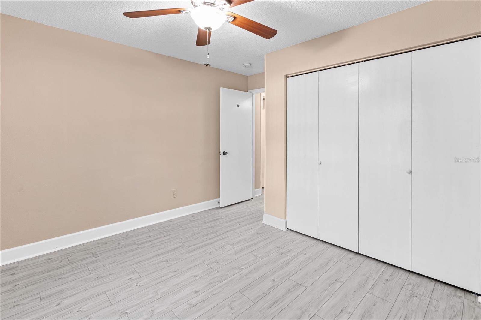 Image 23 of 59 For 1929 Valencia Way