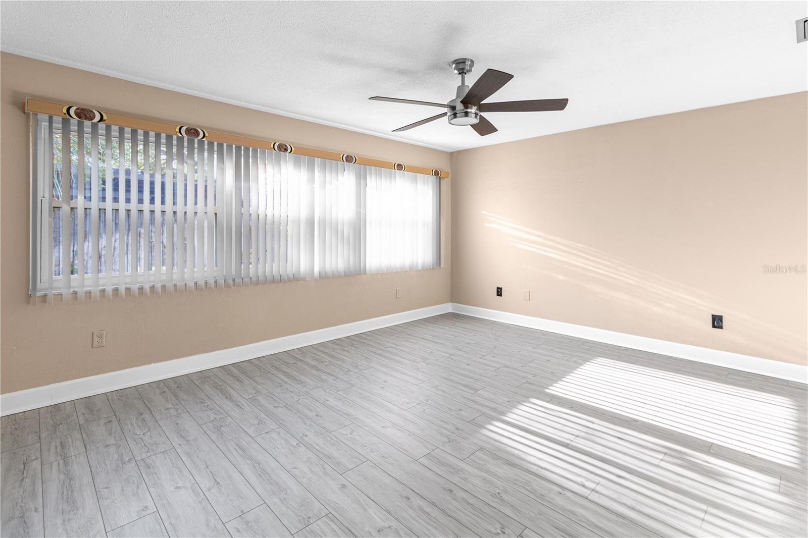 Image 50 of 59 For 1929 Valencia Way