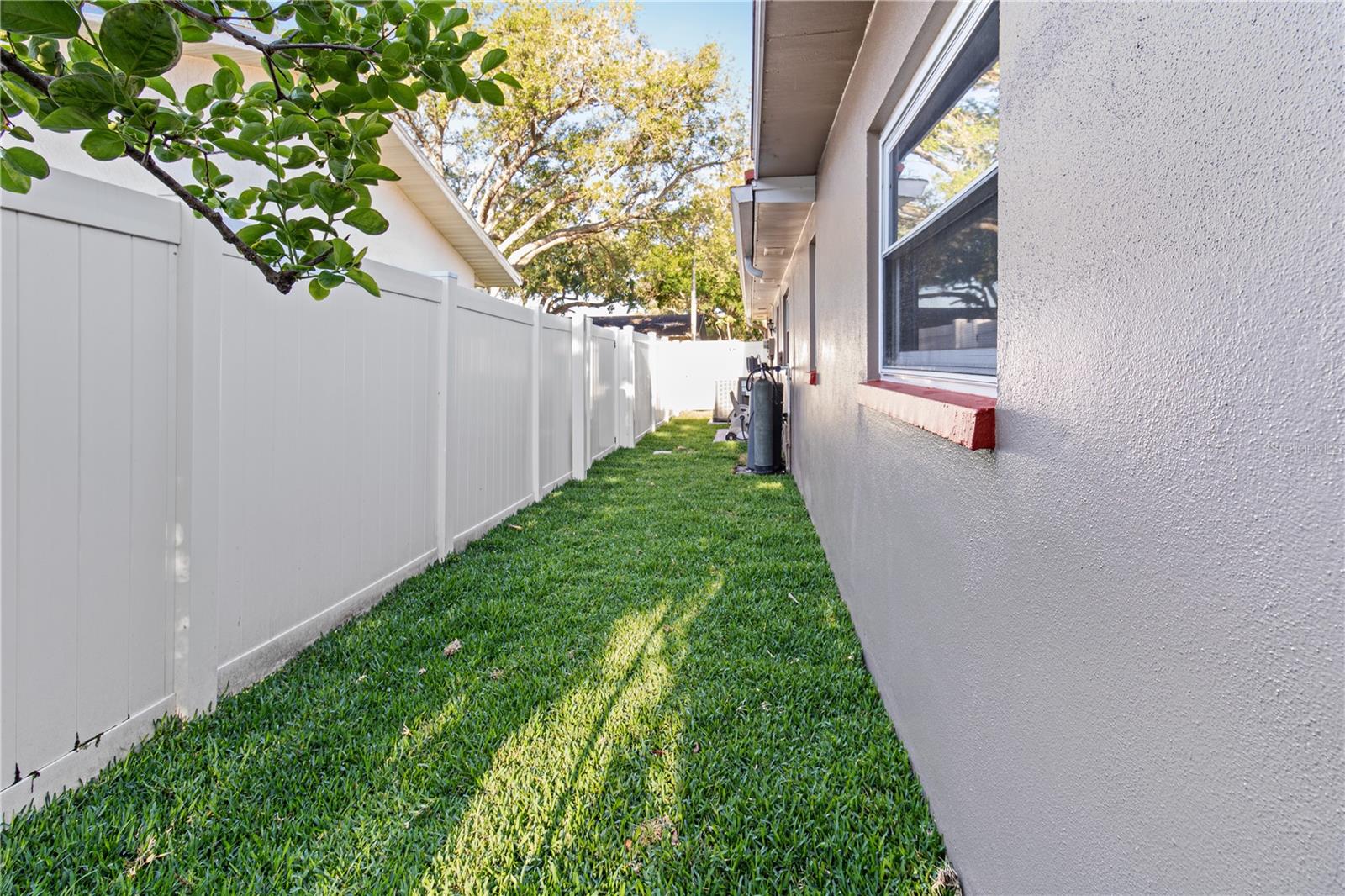 Image 52 of 59 For 1929 Valencia Way