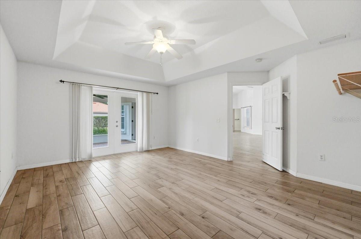Image 15 of 45 For 3027 Richmond Drive