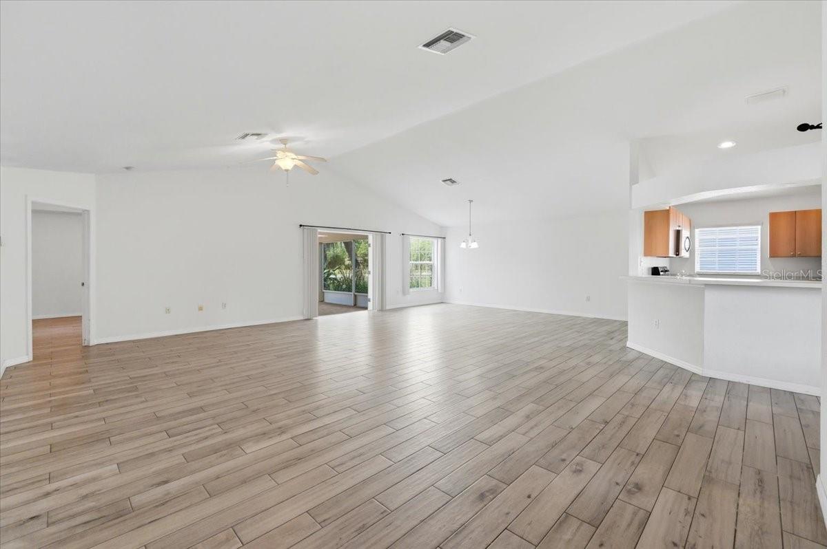 Image 6 of 45 For 3027 Richmond Drive