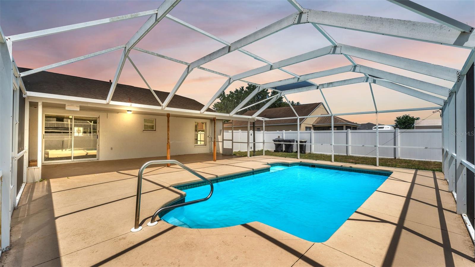 Image 31 of 41 For 5284 English Drive
