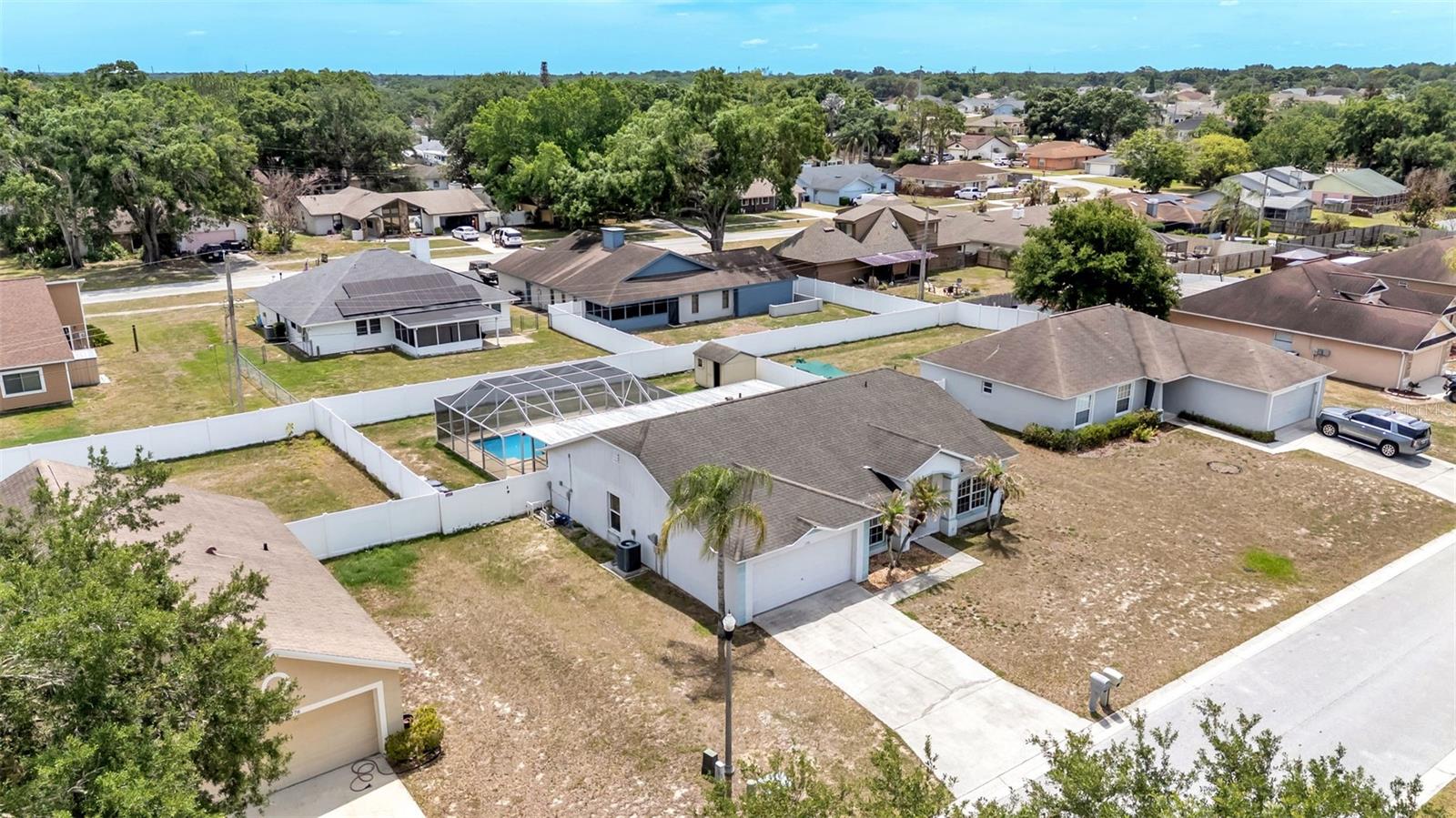 Image 37 of 41 For 5284 English Drive