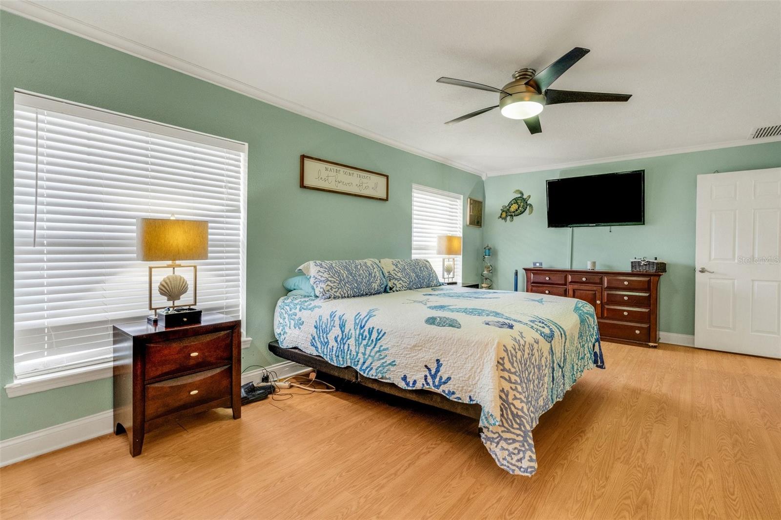 Image 18 of 32 For 202 Saint Lucie Road