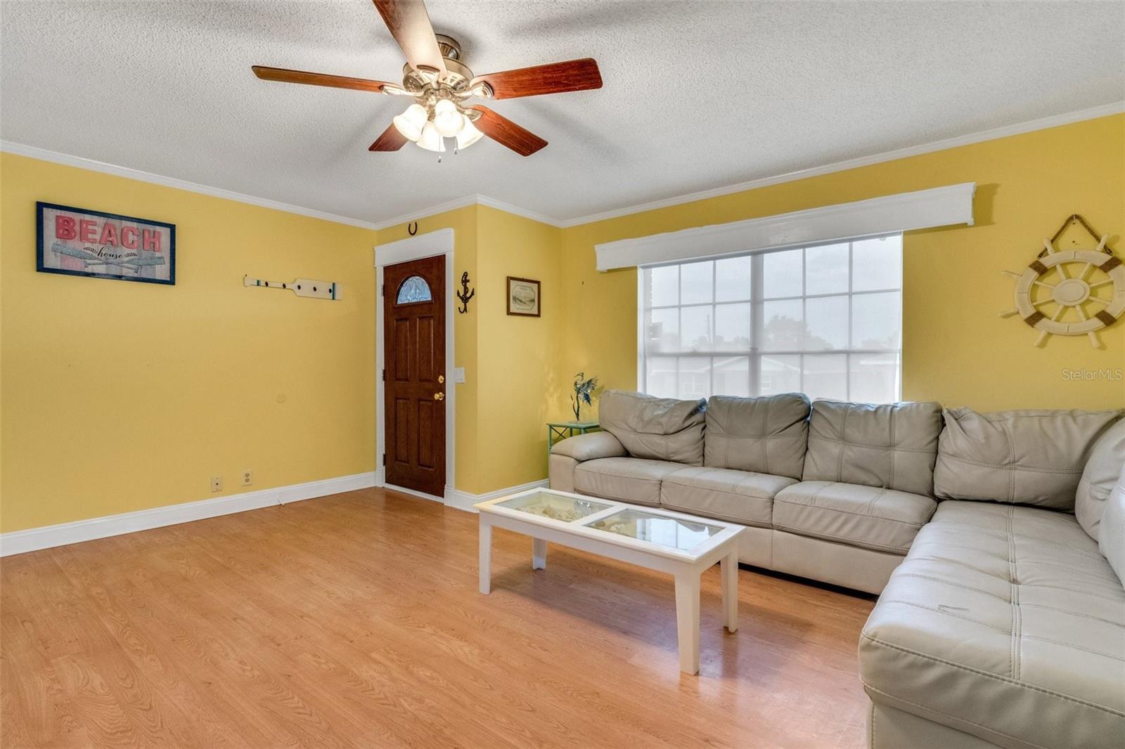 Image 3 of 32 For 202 Saint Lucie Road