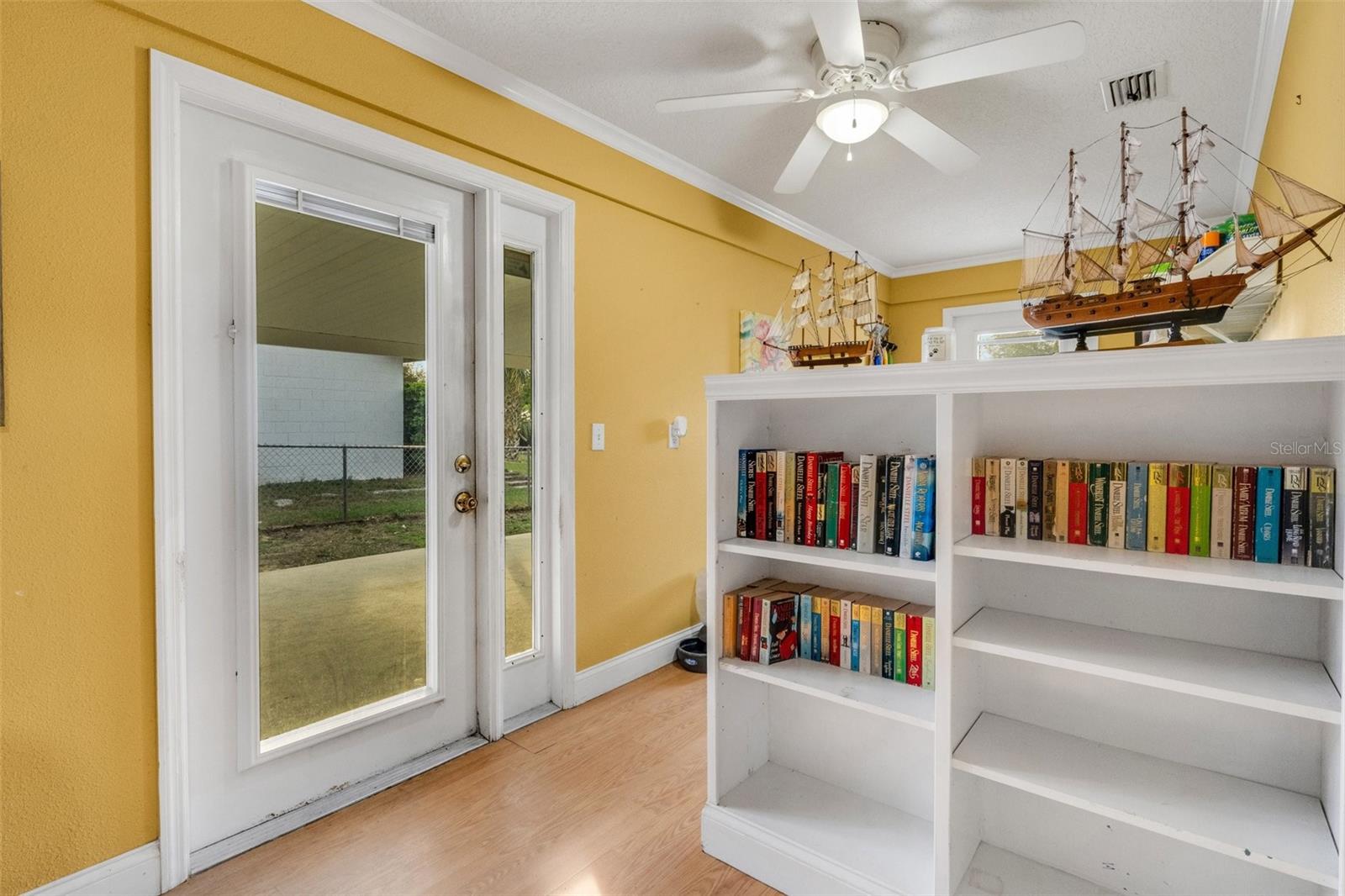 Image 5 of 32 For 202 Saint Lucie Road