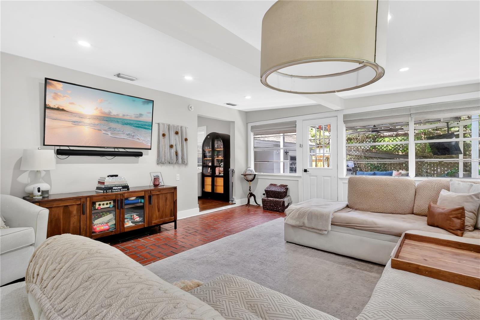 Image 11 of 37 For 1809 Florinda Drive