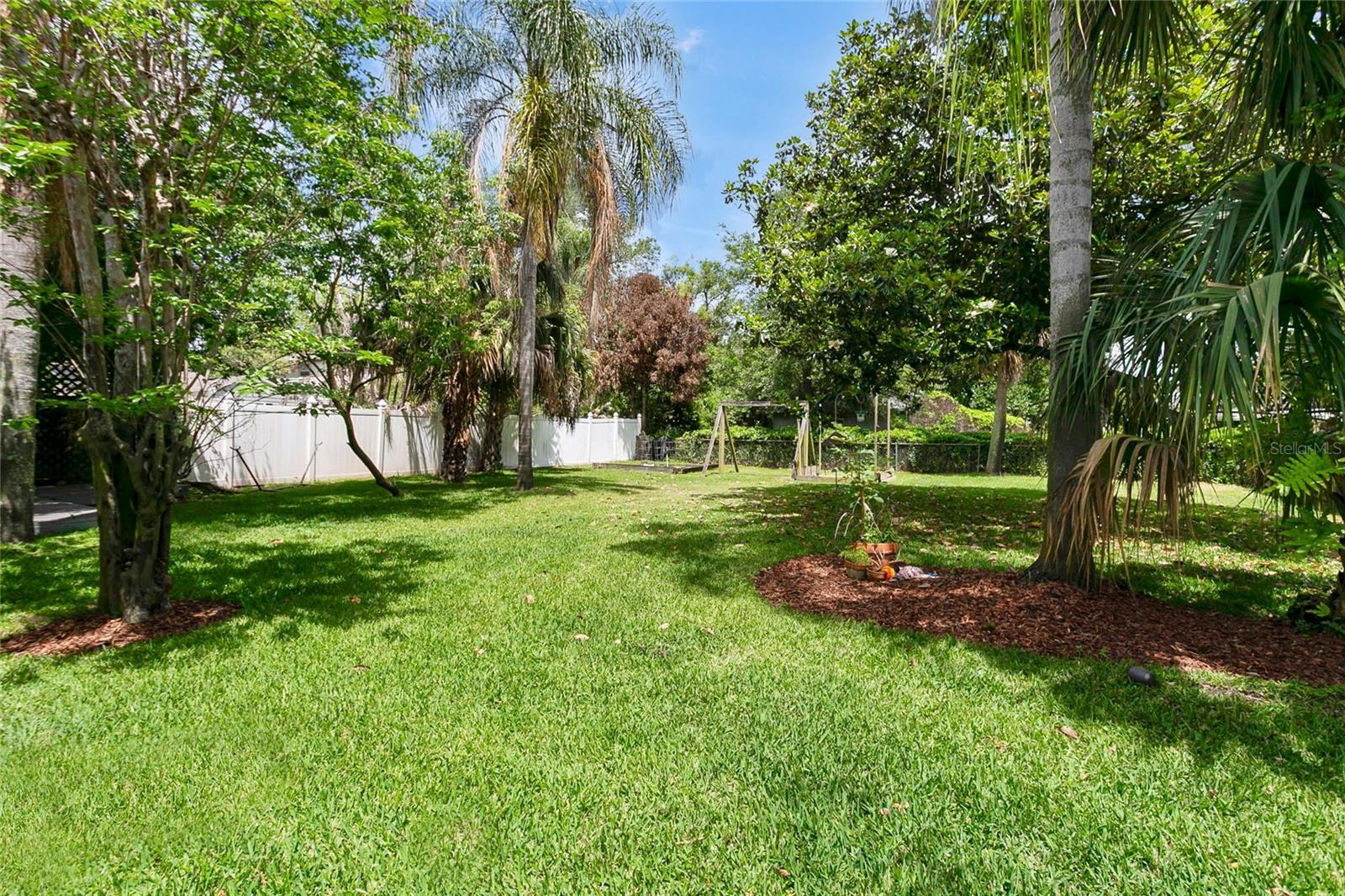 Image 26 of 37 For 1809 Florinda Drive