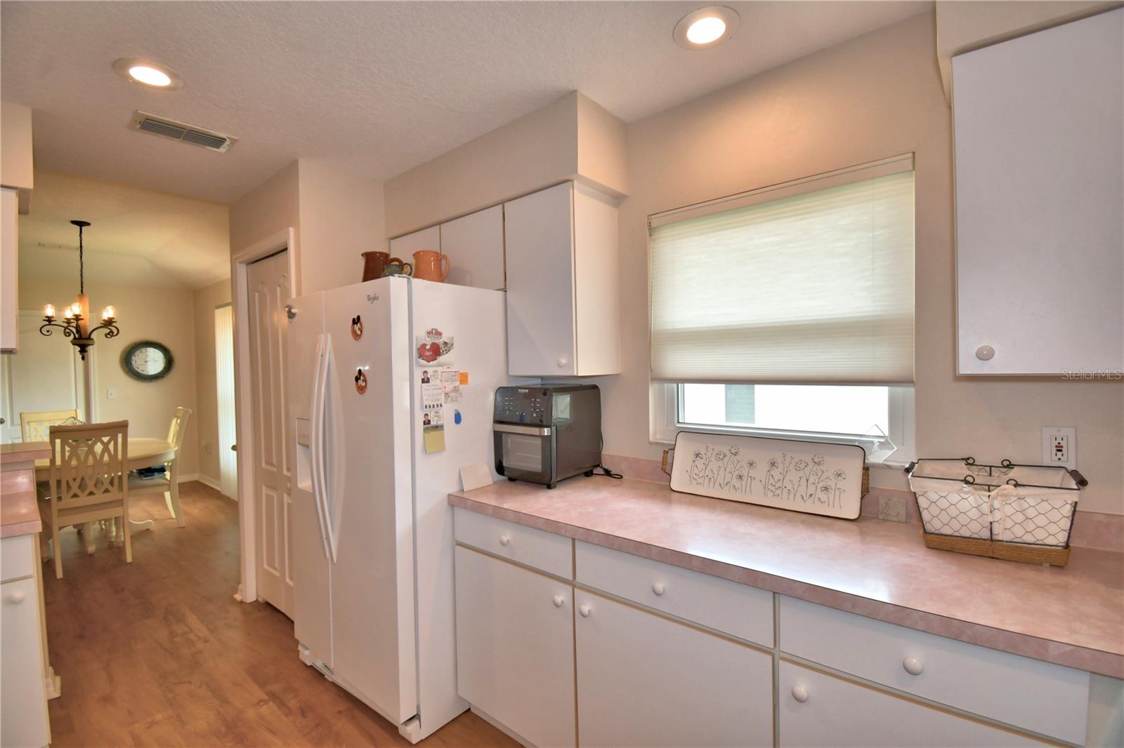 Image 17 of 59 For 679 Sweetwater Way E