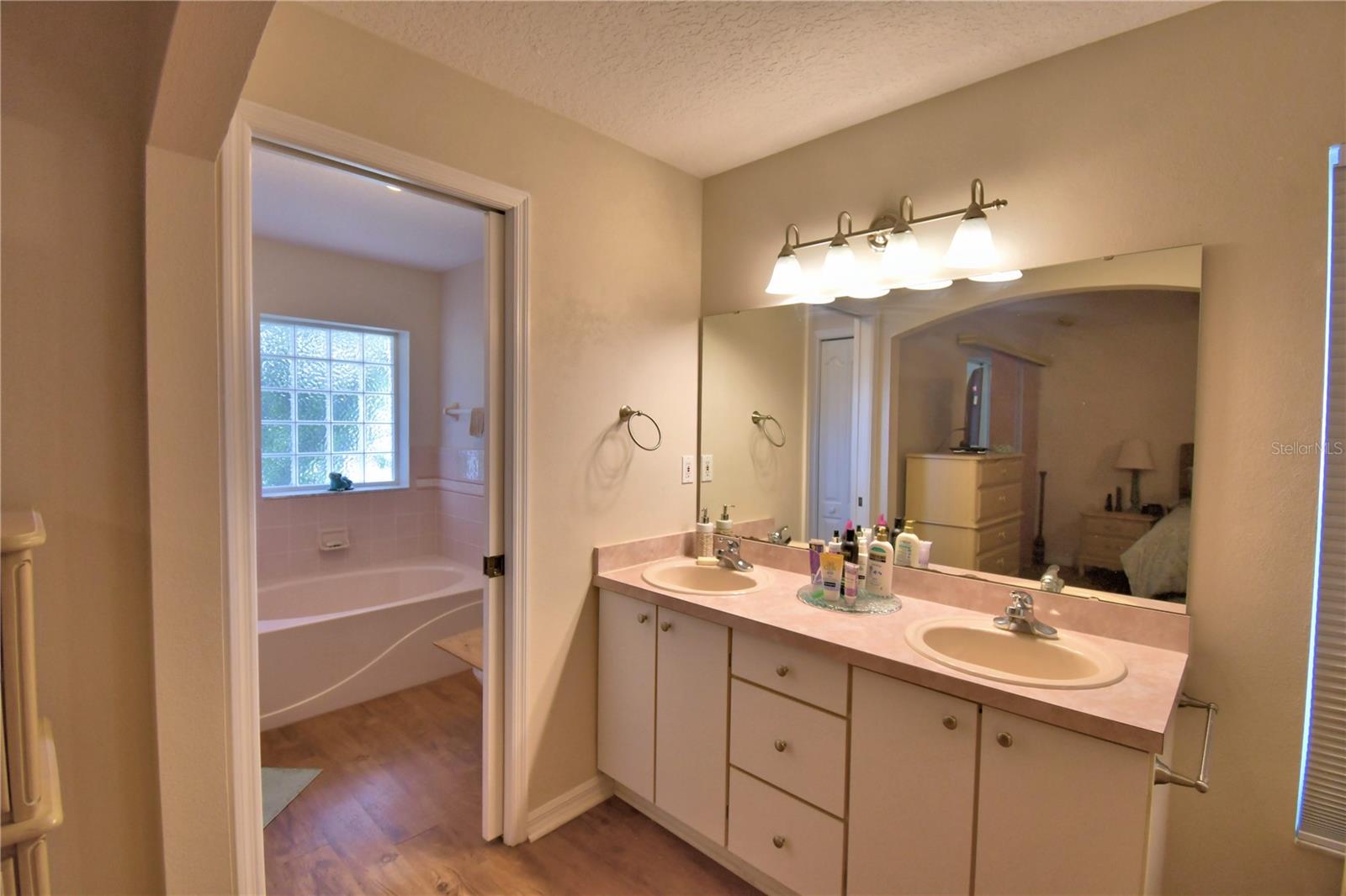 Image 30 of 59 For 679 Sweetwater Way E