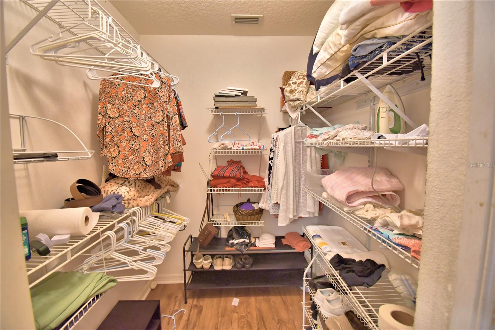 Image 31 of 59 For 679 Sweetwater Way E