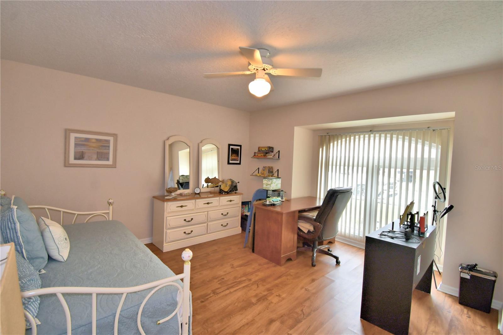 Image 36 of 59 For 679 Sweetwater Way E