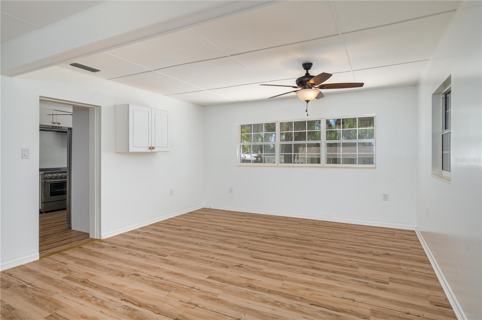 Image 10 of 45 For 2230 Helen Circle