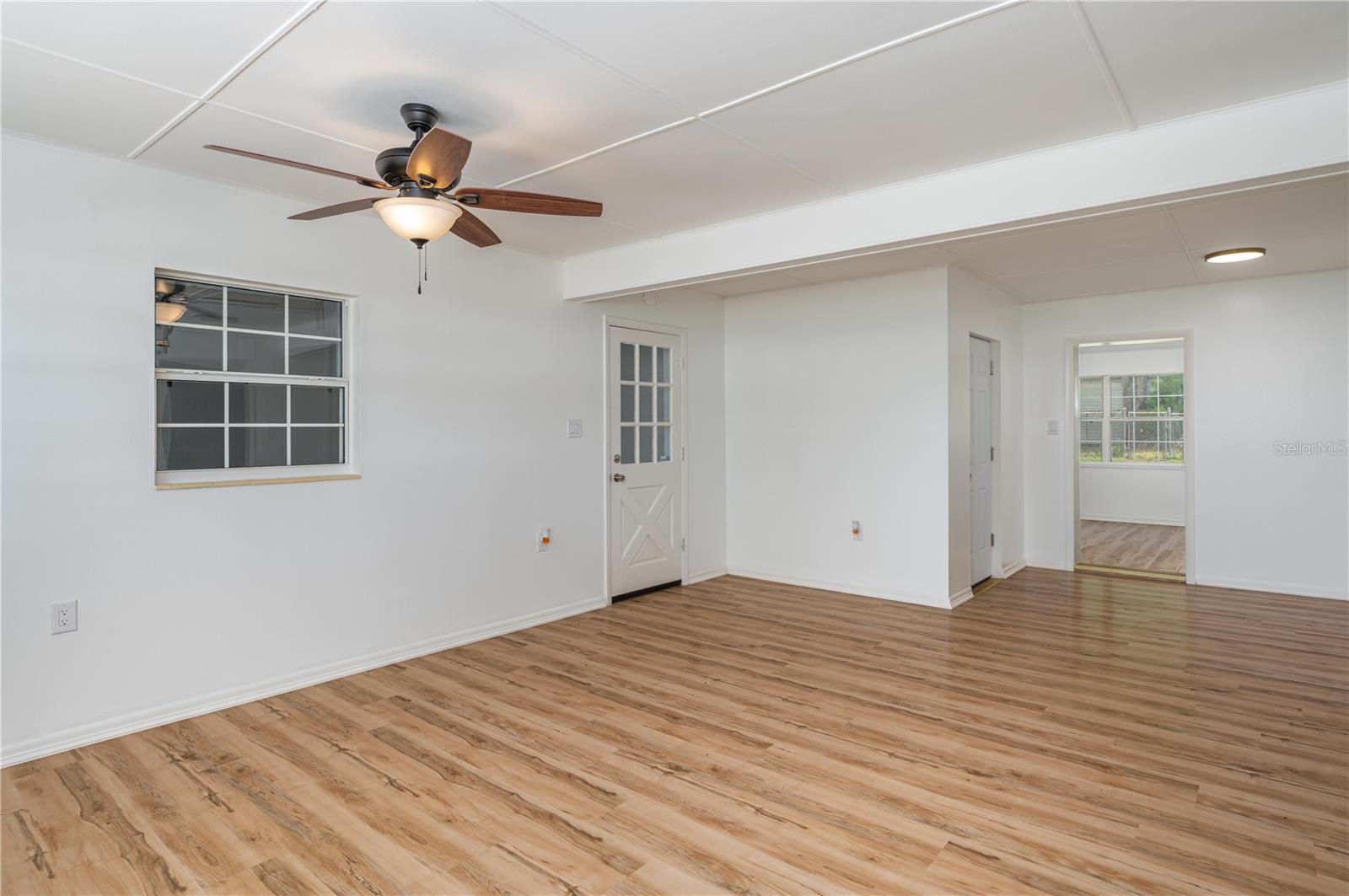 Image 11 of 45 For 2230 Helen Circle