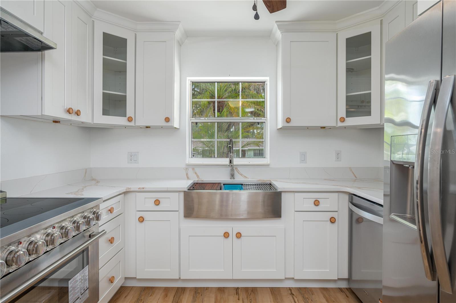 Image 12 of 45 For 2230 Helen Circle