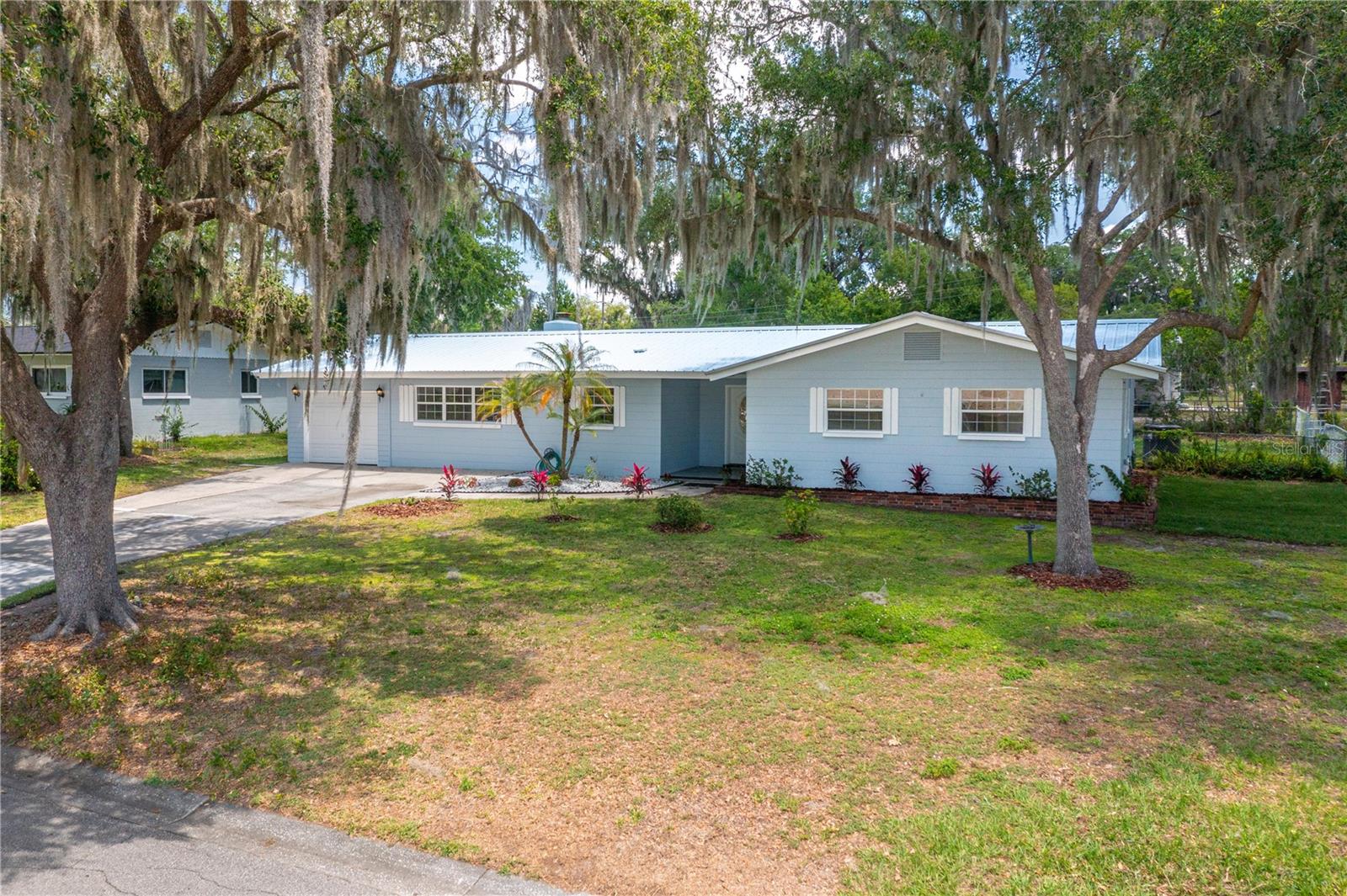 Image 2 of 45 For 2230 Helen Circle