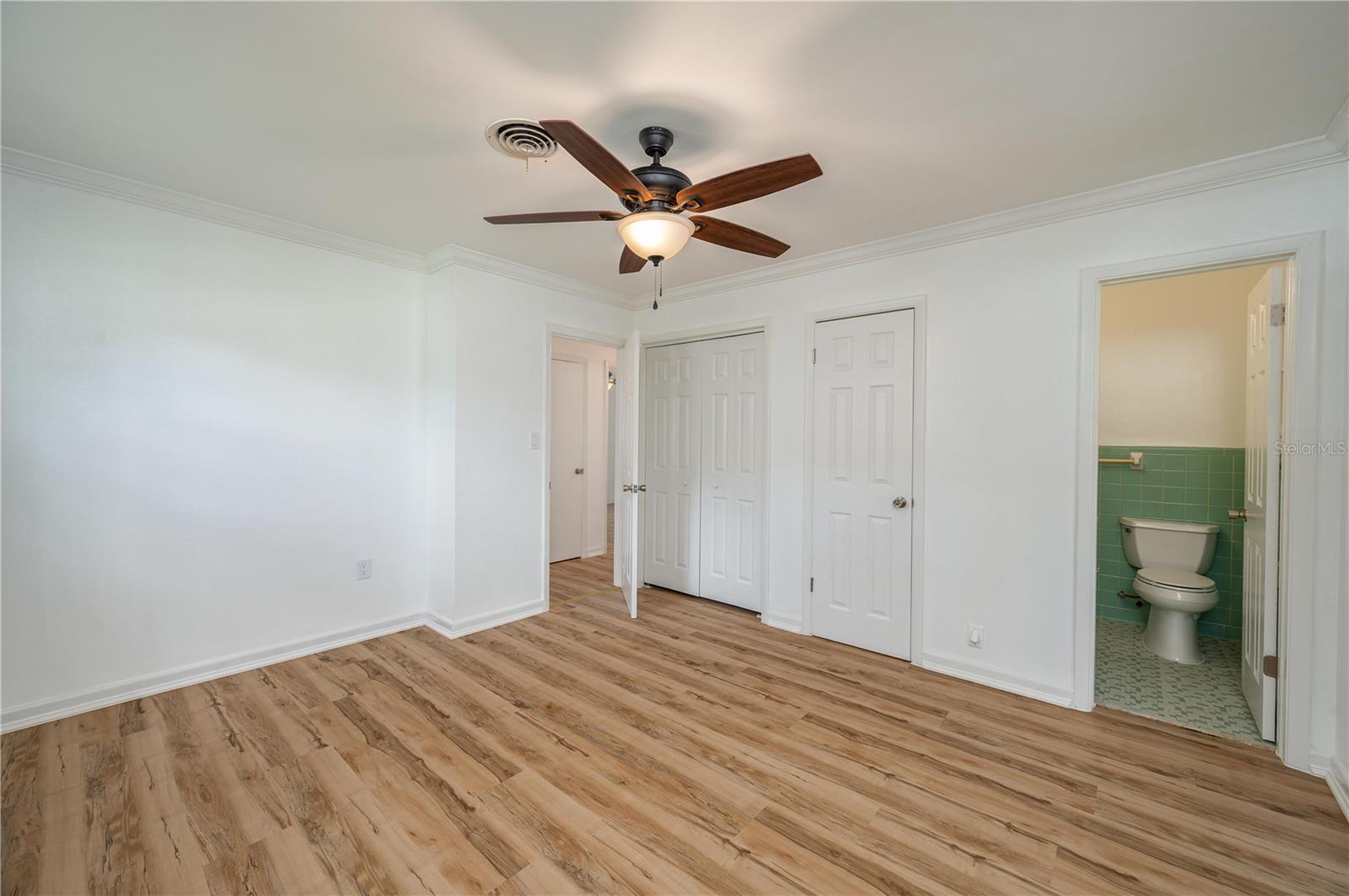 Image 22 of 45 For 2230 Helen Circle