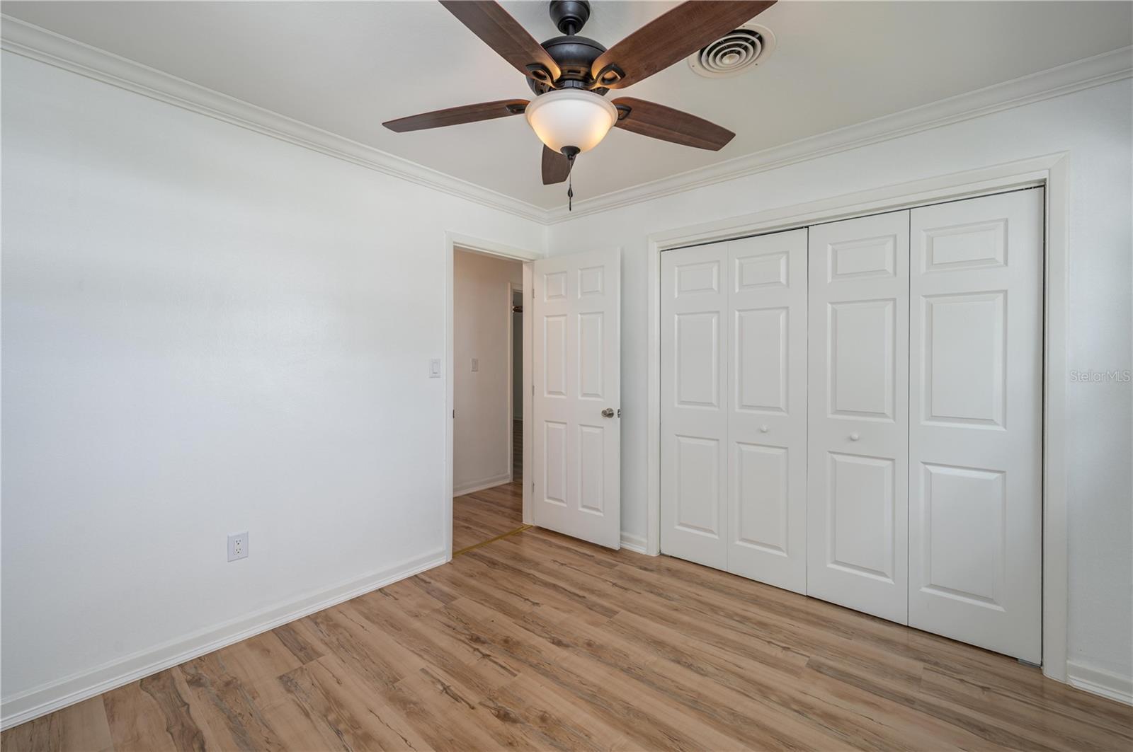 Image 30 of 45 For 2230 Helen Circle