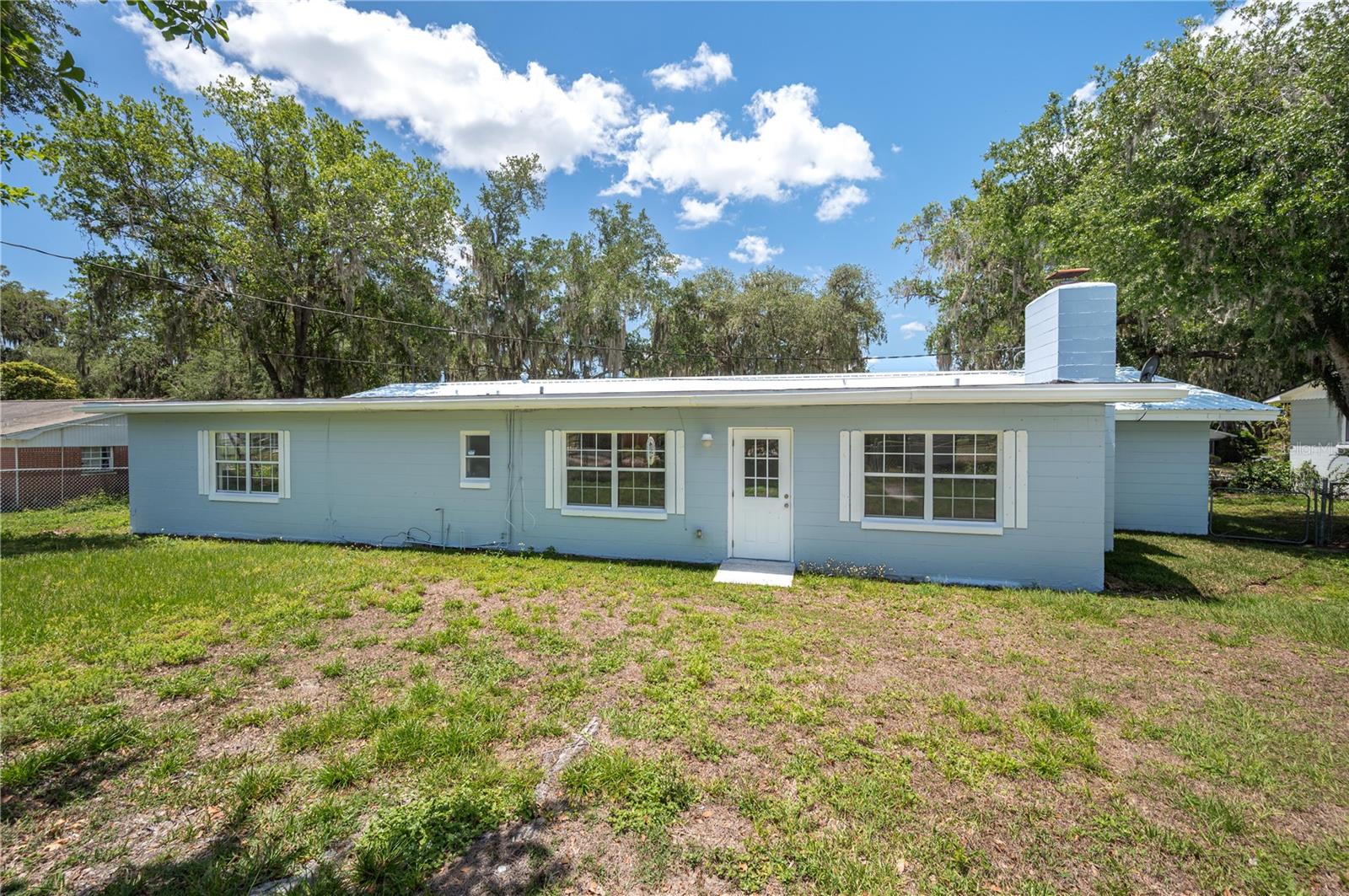 Image 38 of 45 For 2230 Helen Circle