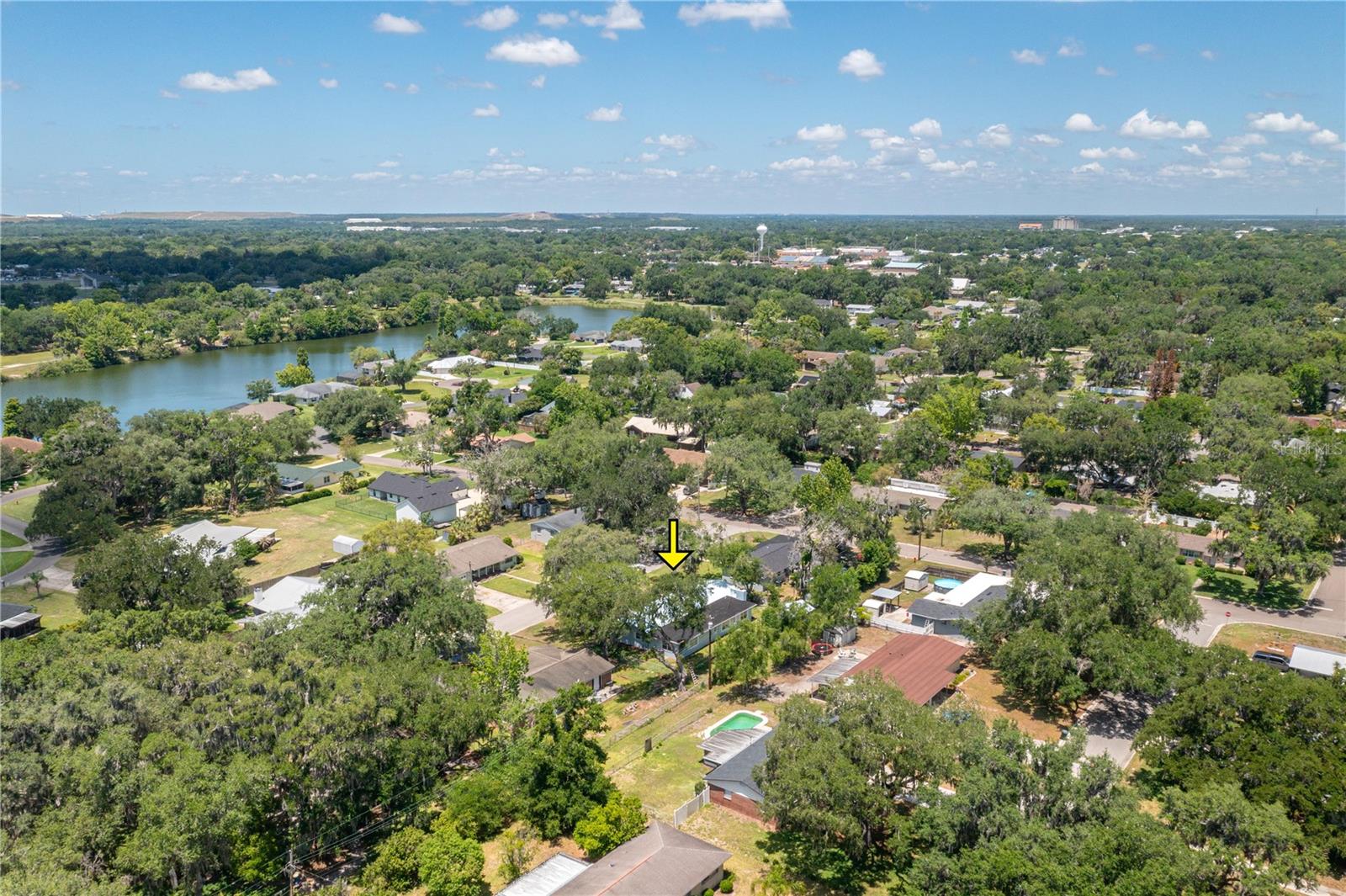 Image 43 of 45 For 2230 Helen Circle