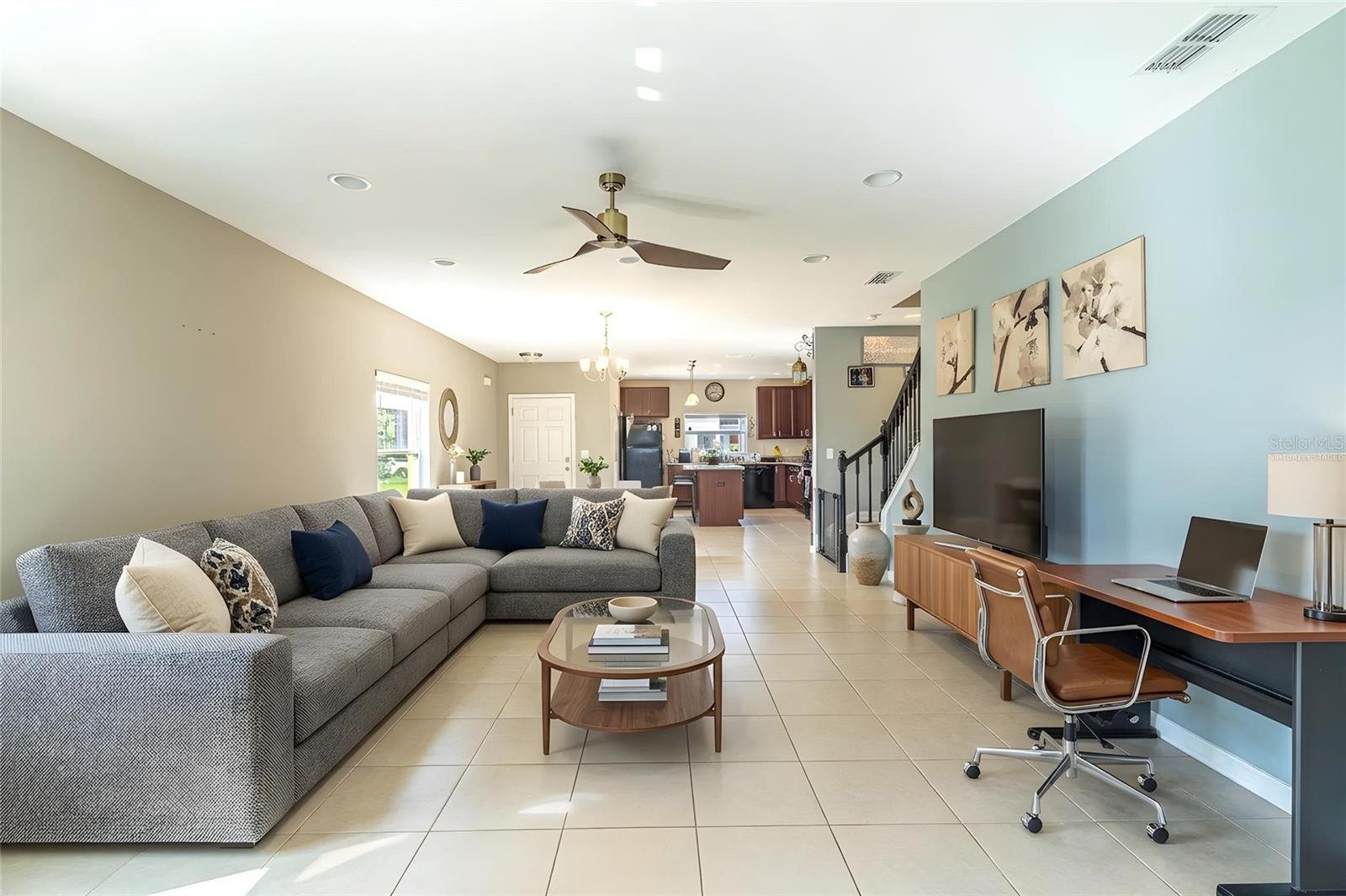 Image 3 of 26 For 233 Primrose Drive