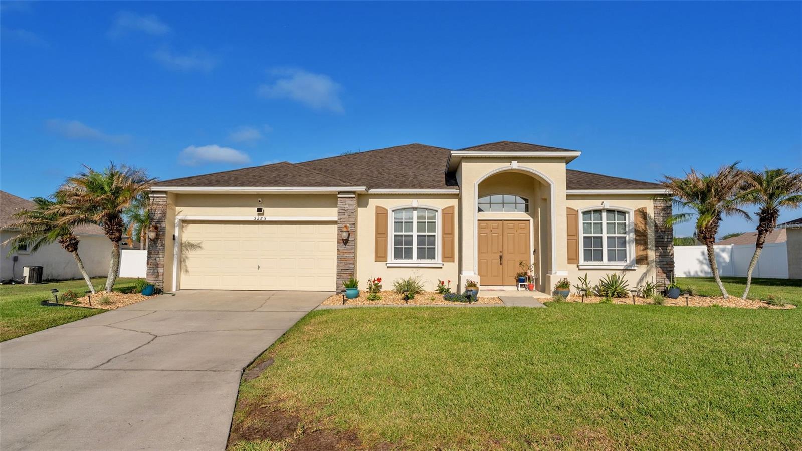 Details for 5285 English Drive, LAKELAND, FL 33812