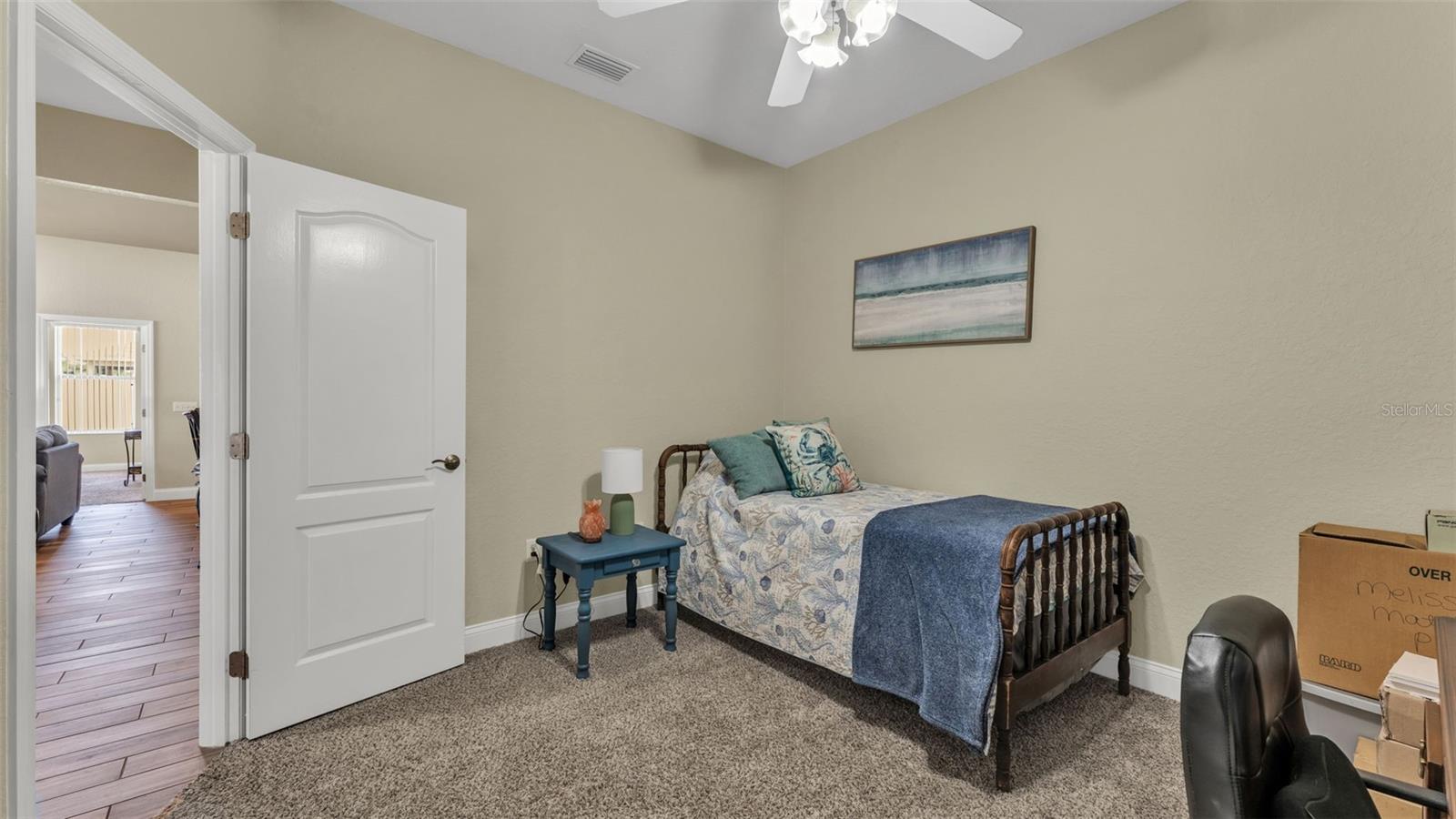Listing photo id 22 for 5285 English Drive