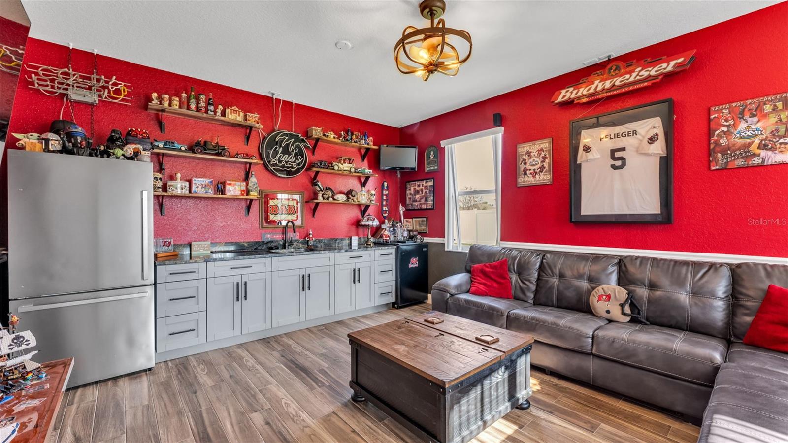 Listing photo id 26 for 5285 English Drive