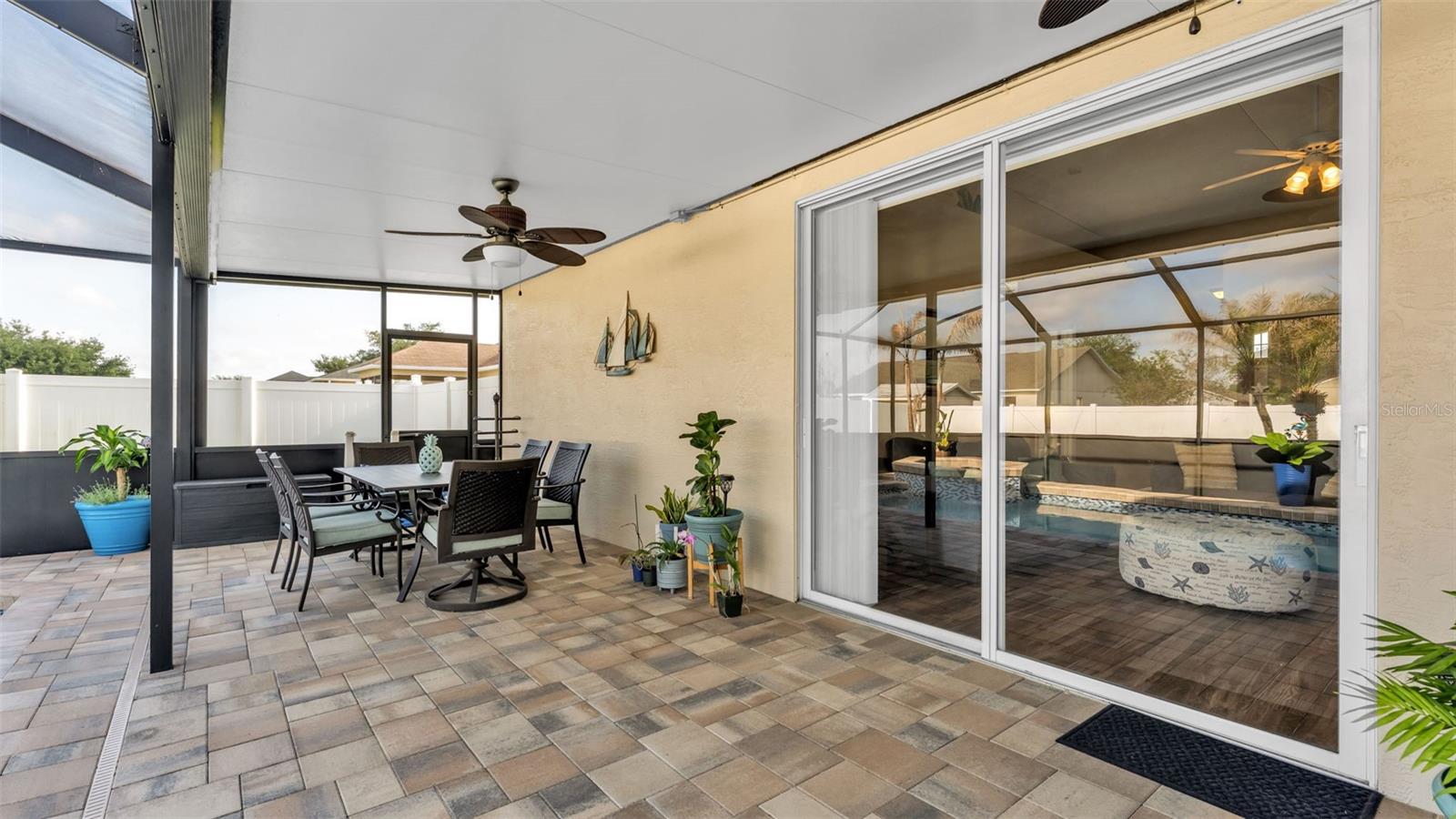 Listing photo id 30 for 5285 English Drive
