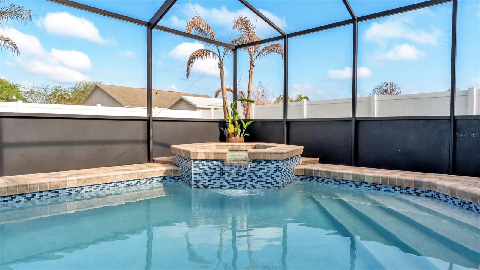 Listing photo id 35 for 5285 English Drive