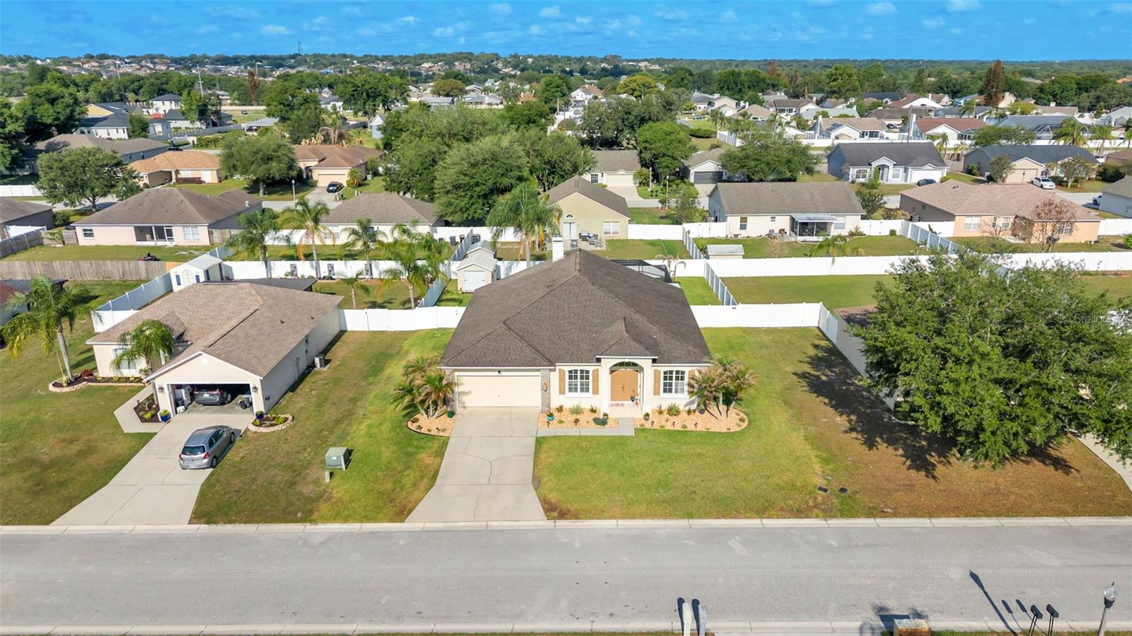 Listing photo id 41 for 5285 English Drive