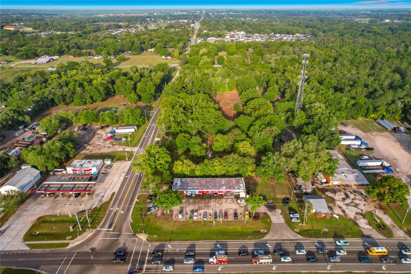 Image 33 of 45 For 1301, 1225, 1215 Duff Rd