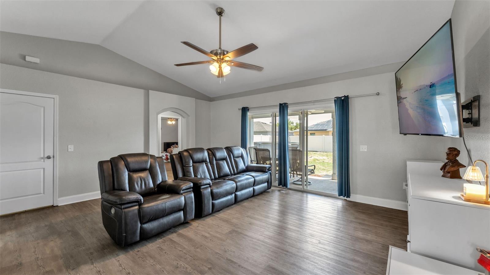 Image 5 of 44 For 1666 Taylor Brooke Drive