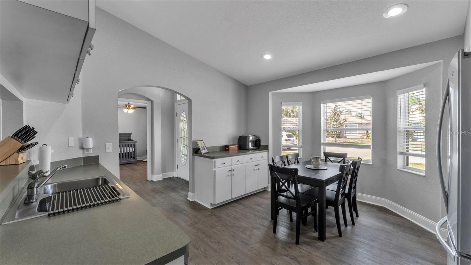 Image 9 of 44 For 1666 Taylor Brooke Drive