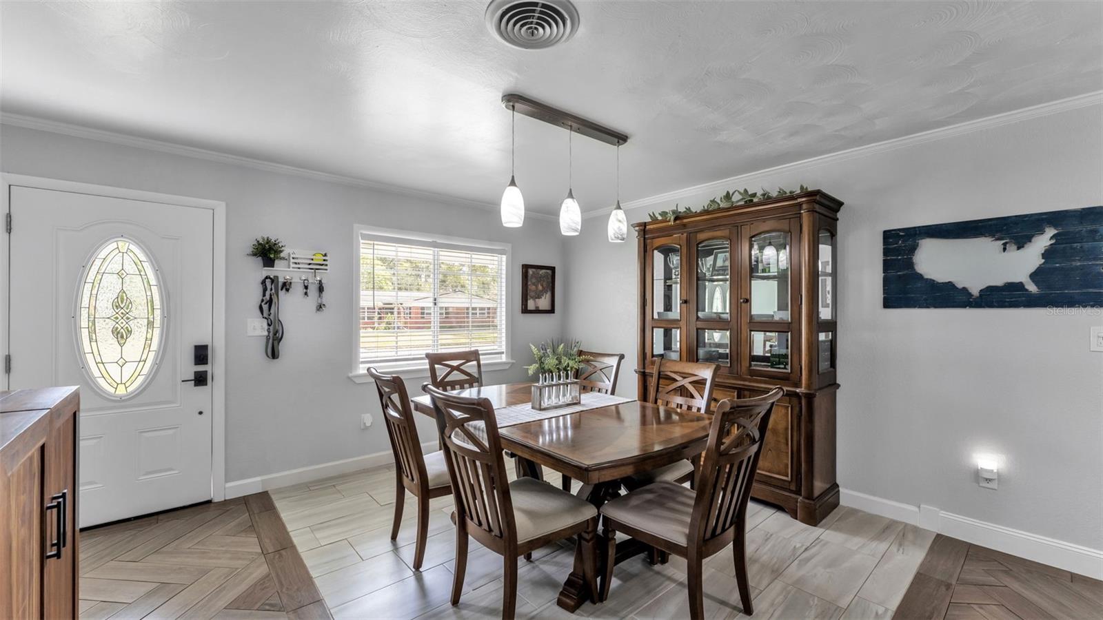 Image 10 of 45 For 2633 Handley Boulevard