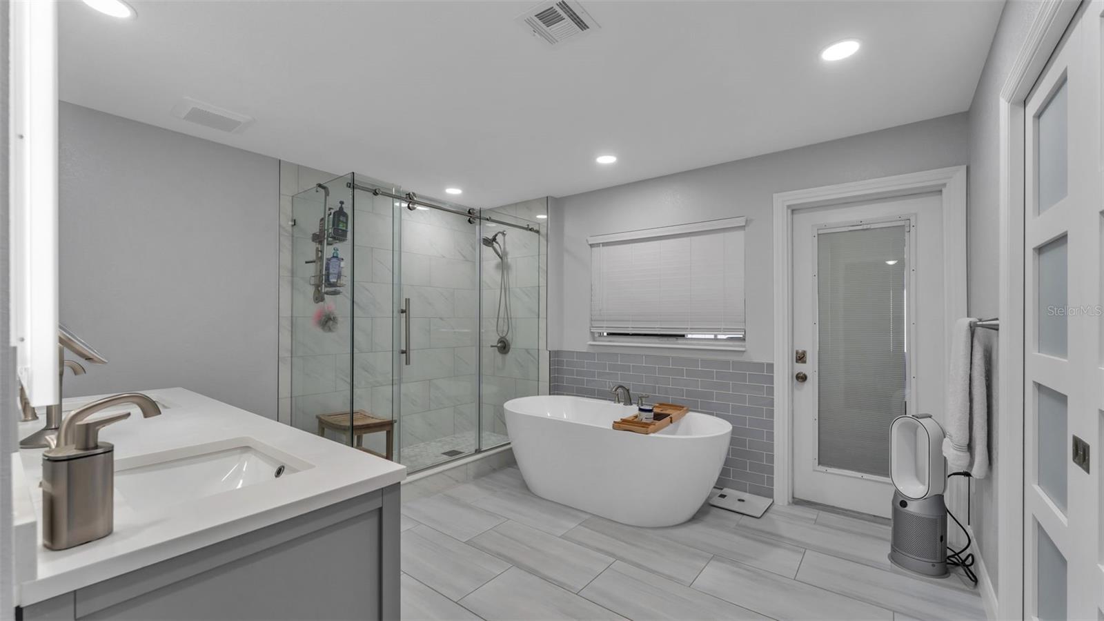 Image 14 of 45 For 2633 Handley Boulevard